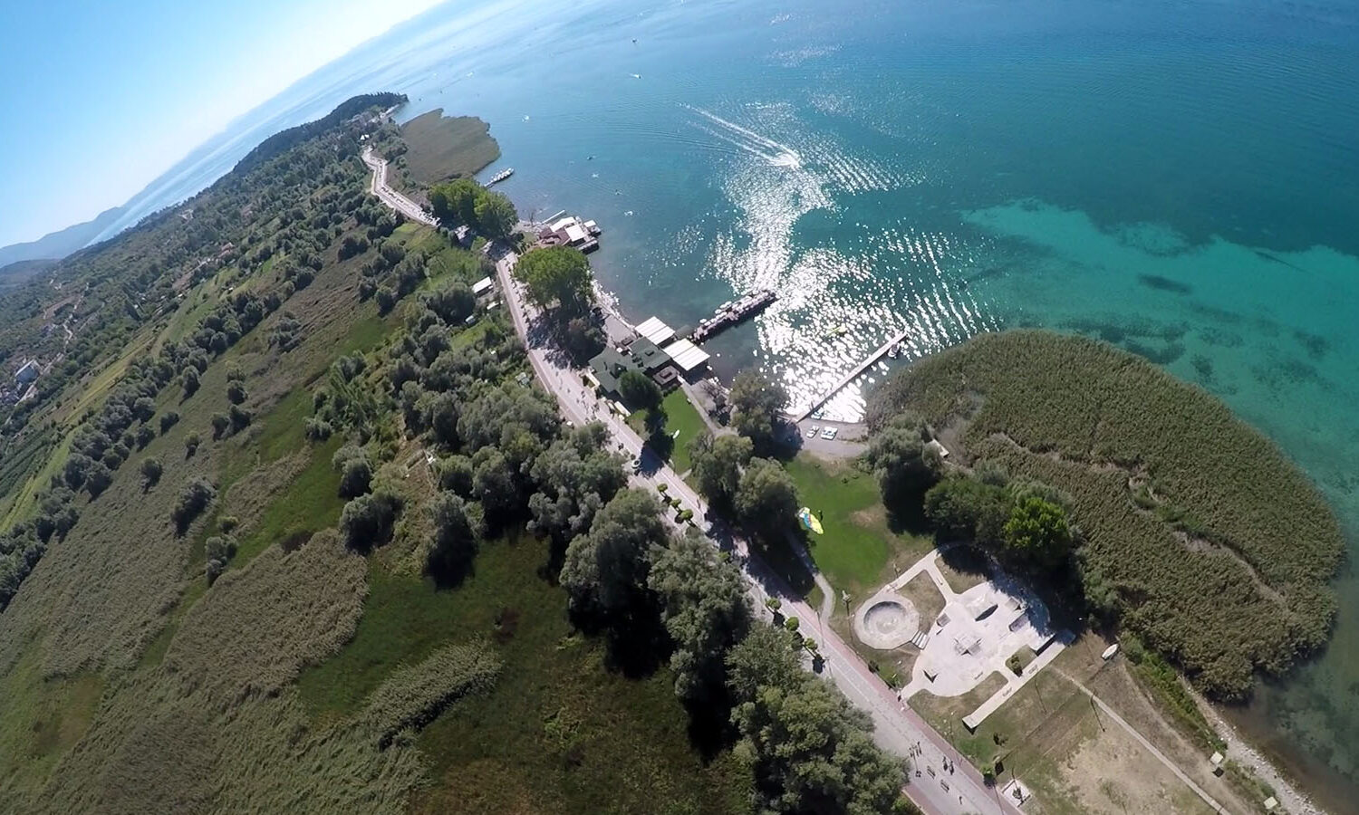 Paragliding Ohrid - approaching landing